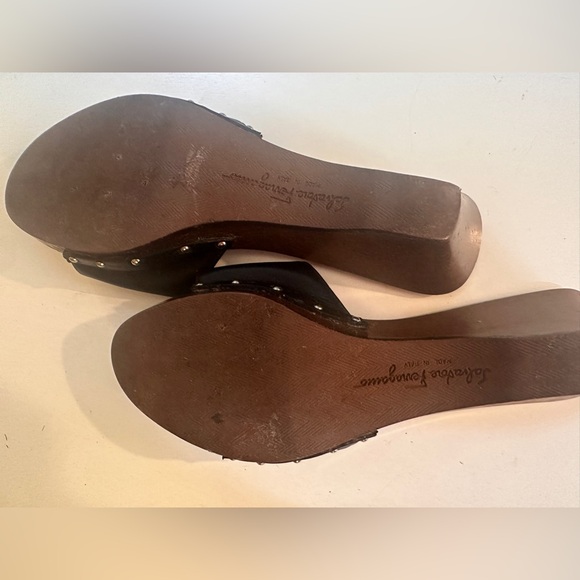 Ferragamo Black Leather Mules Sandals w/Stylish Wooden Sole - Picture 6 of 8